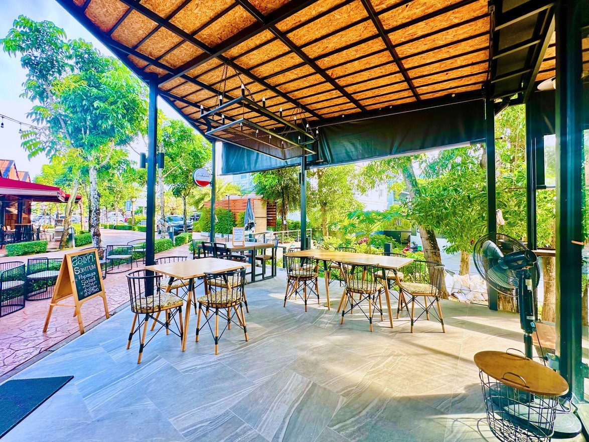 Prodepran Restaurant & Bar