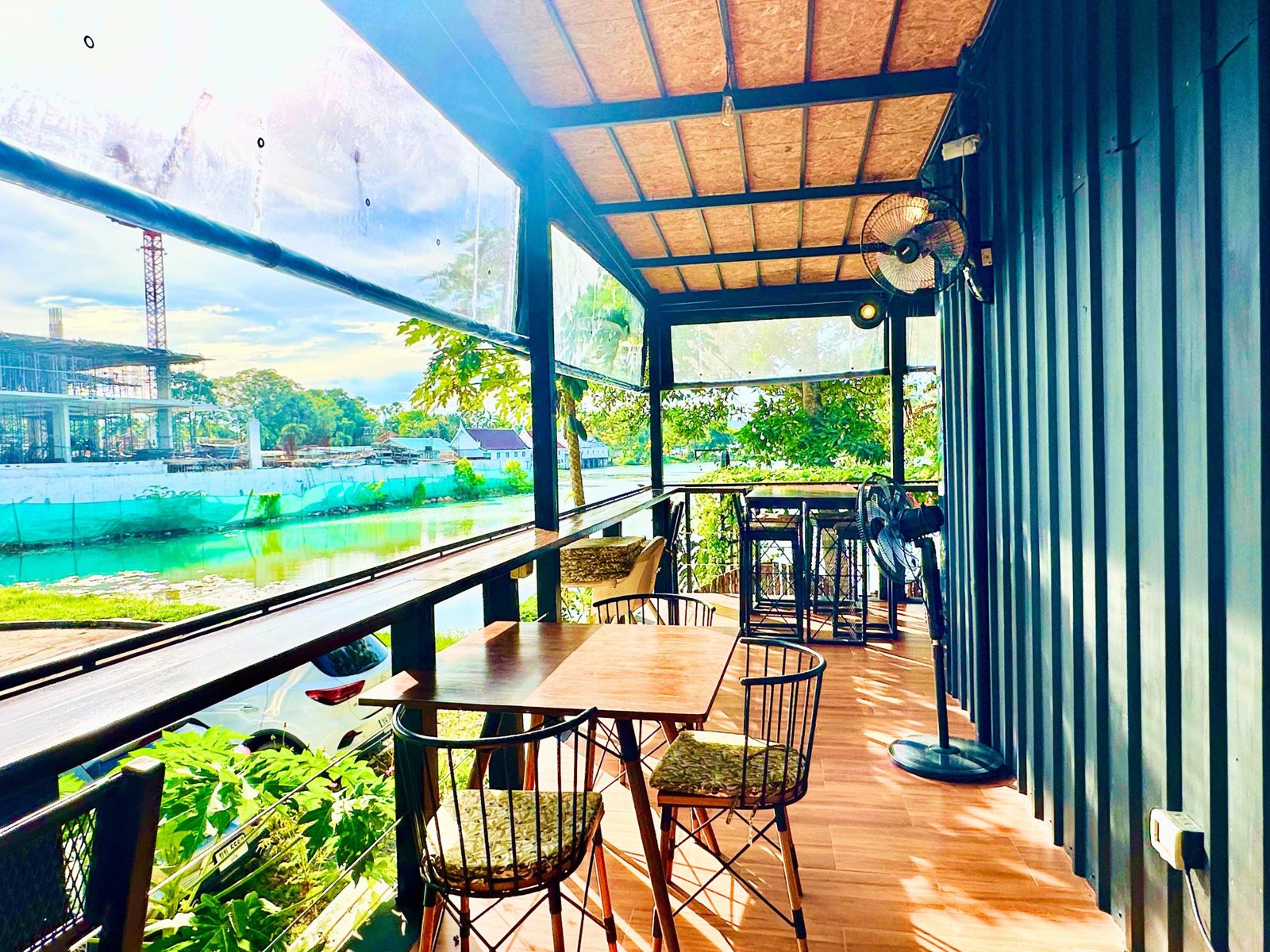 Prodepran Restaurant & Bar
