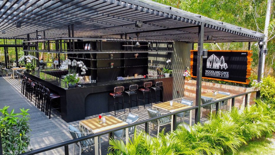 Woodland Cafe Restaurant & Bar