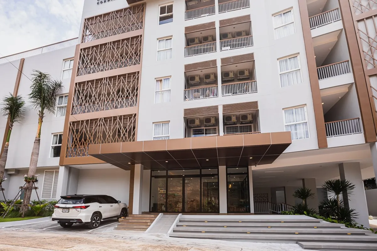 Palmetto Condominium Karon