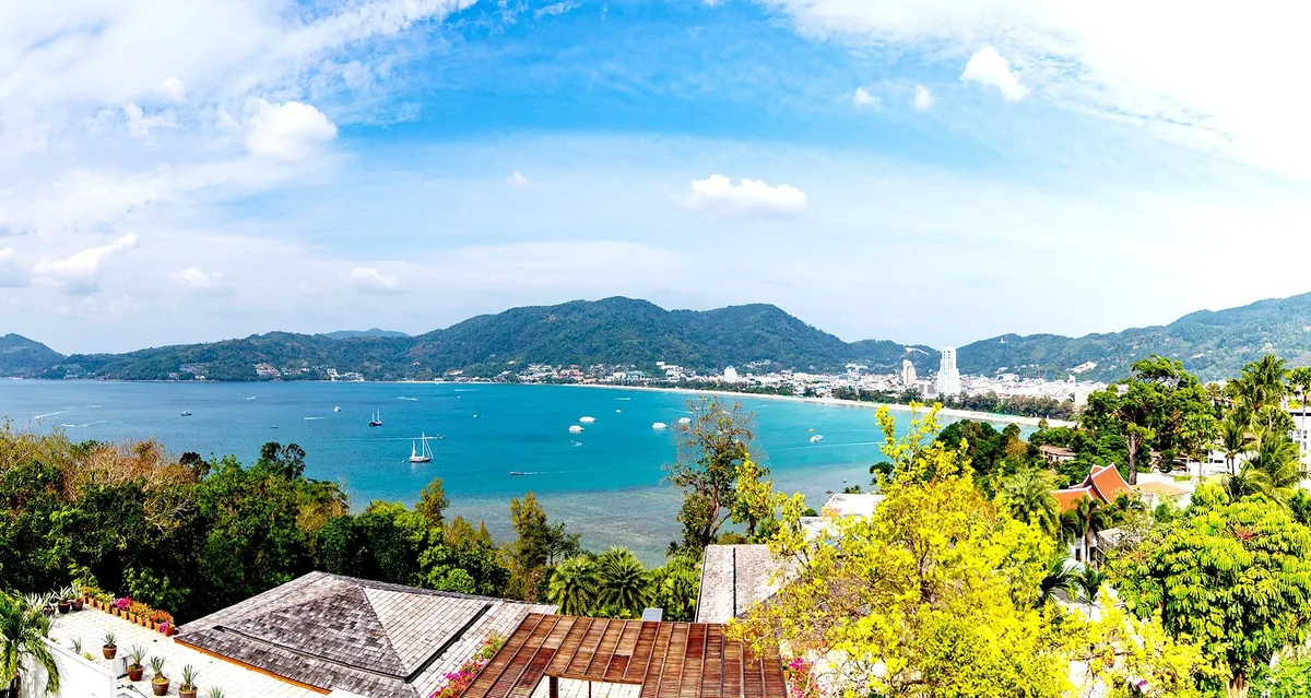Bluepoint Condominiums