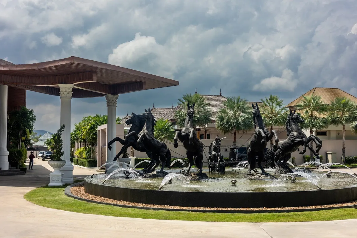 Gold Chariot Pasak Phase 1–2