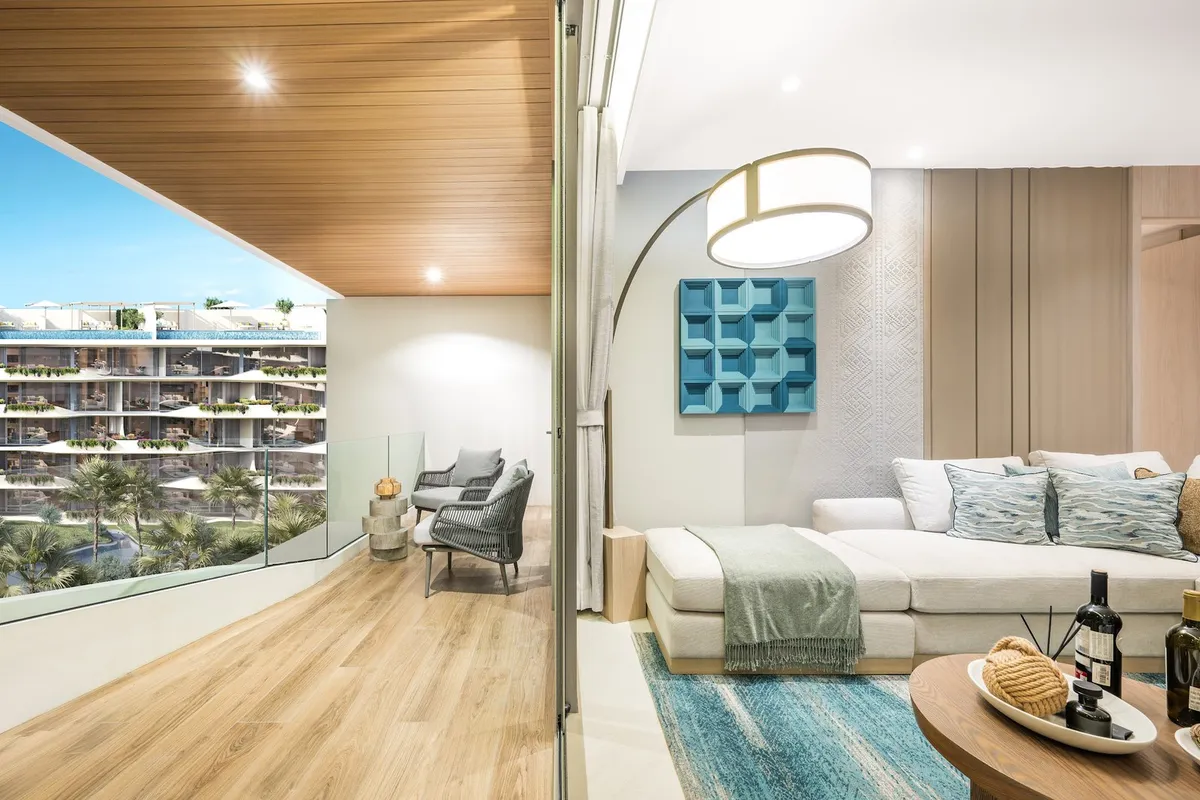 Laguna Beach Residences Bayside