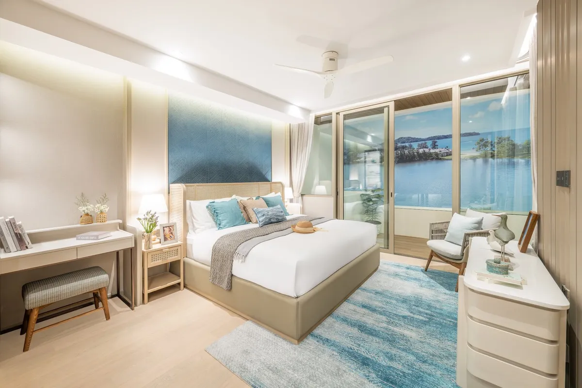 Laguna Beach Residences Bayside