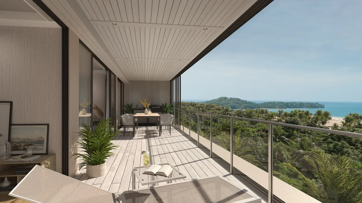 Laguna Beach Residences Reef