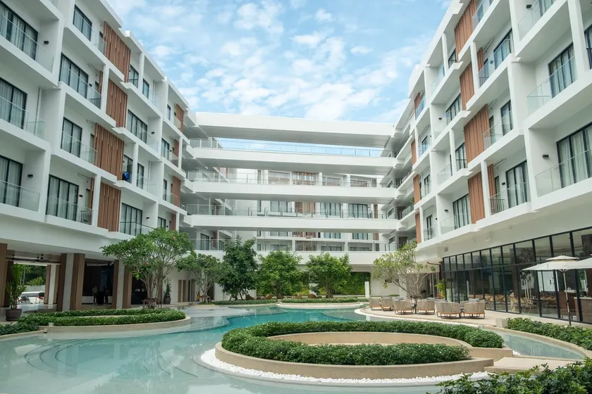 Radisson Laya Resort