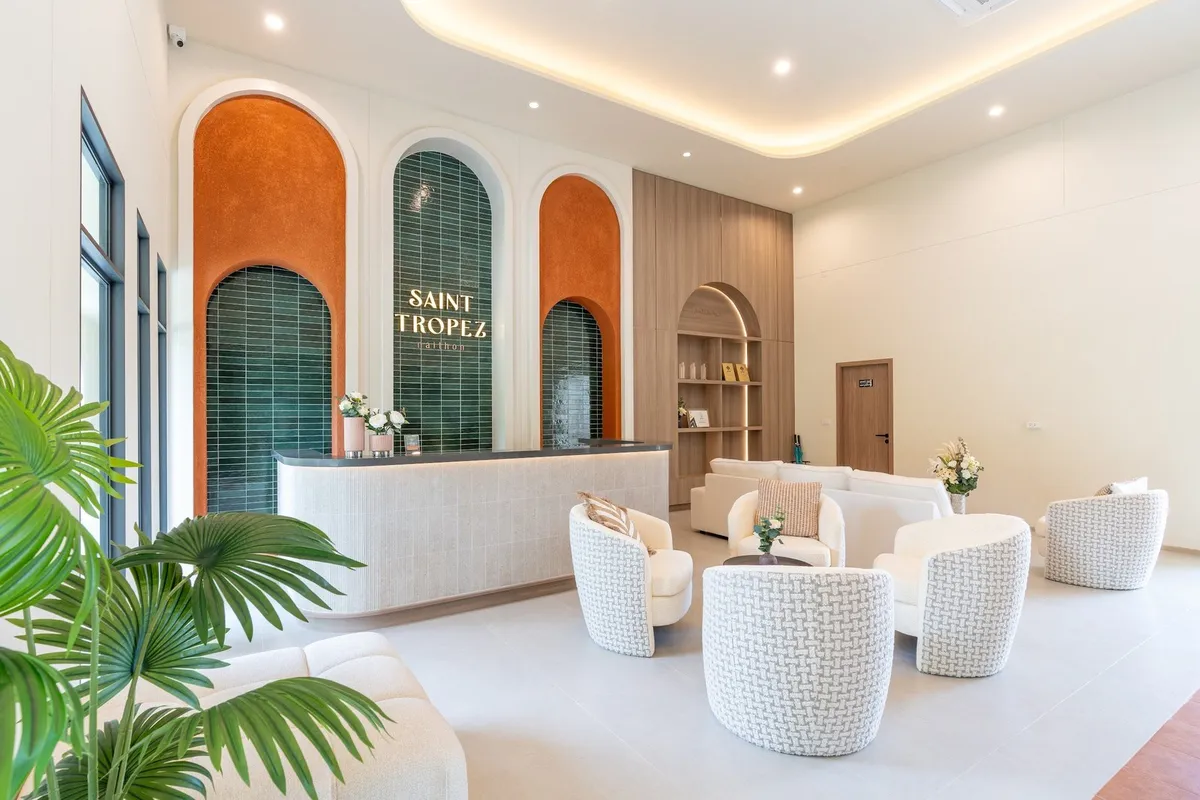 Saint Tropez Naithon