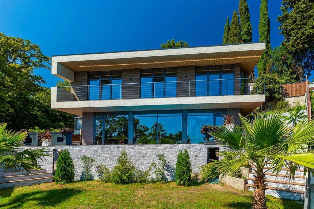 House 250 m² · Akhun