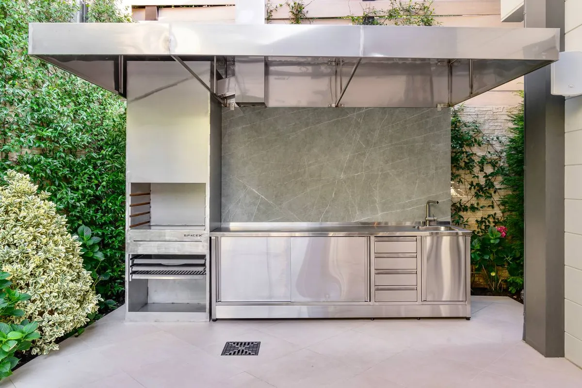 House 356 m² · Akhun