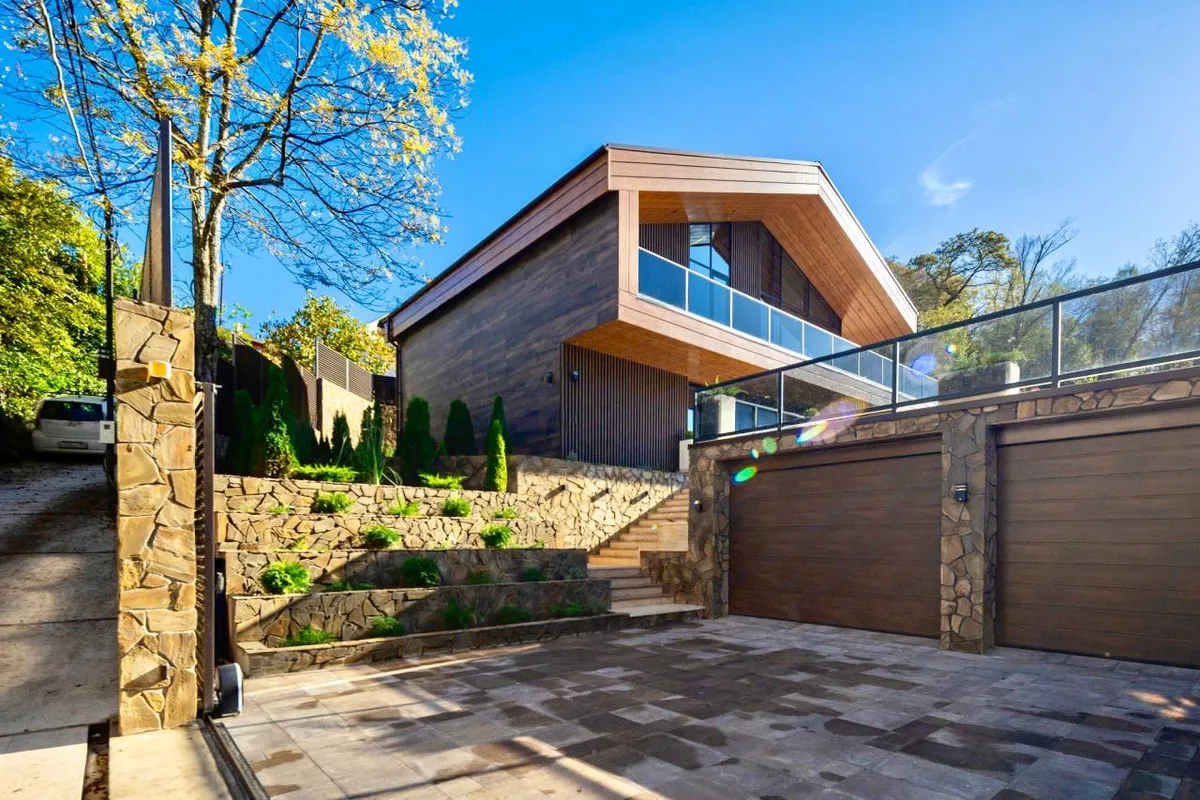 House 266 m² · Akhun