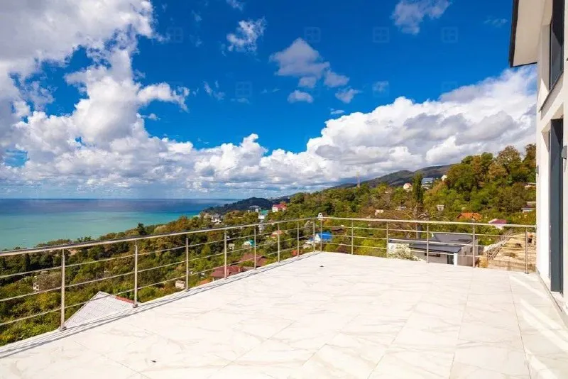 House 320 m² · Khosta