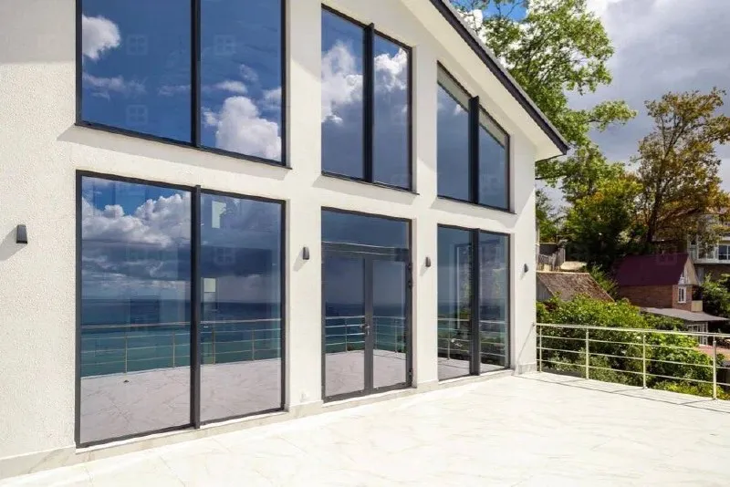House 320 m² · Khosta