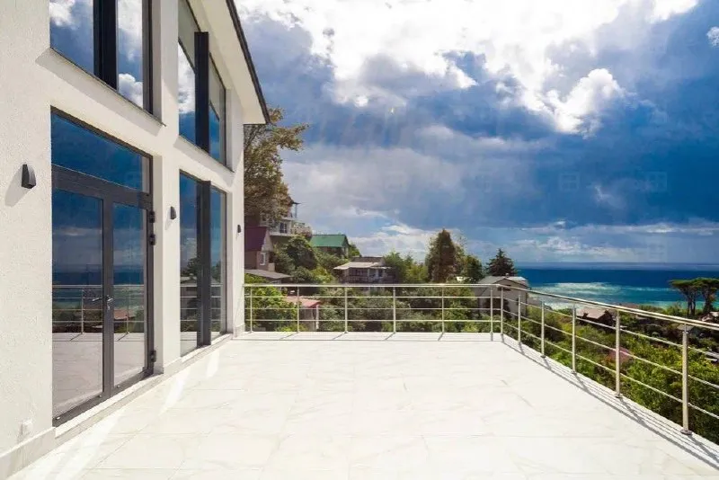 House 320 m² · Khosta