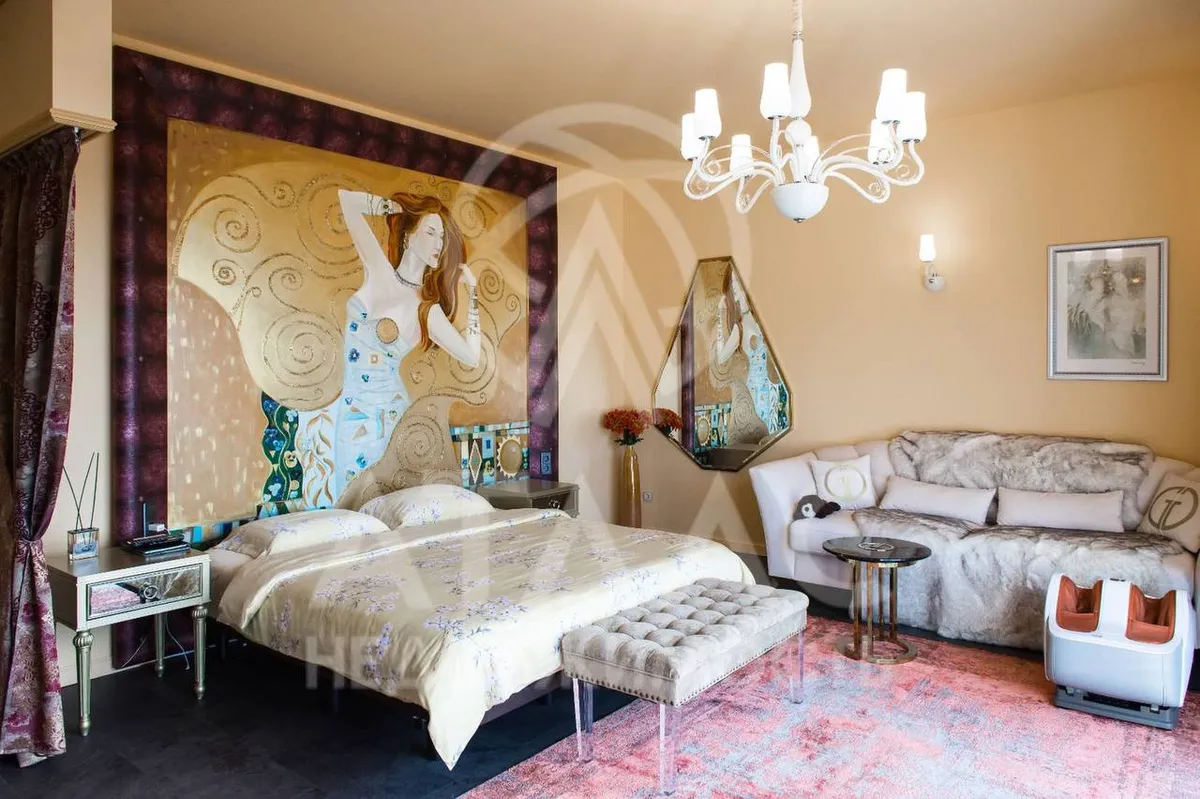 House 800 m² · Khosta