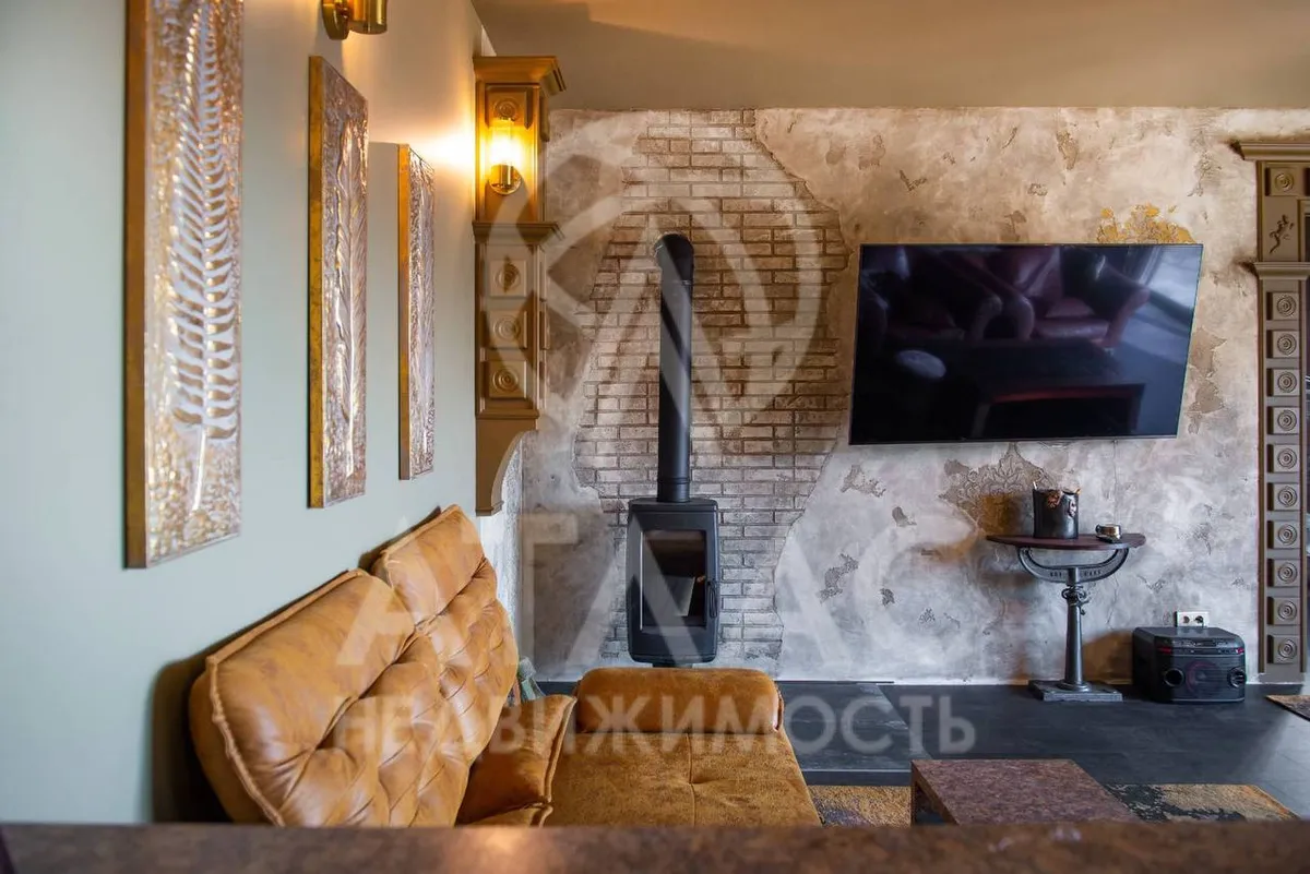 House 800 m² · Khosta