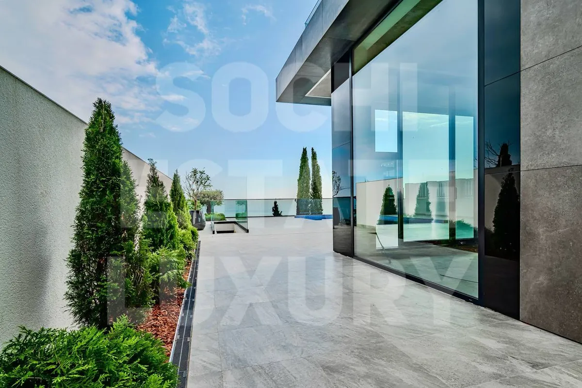 House 320 m² · Khosta