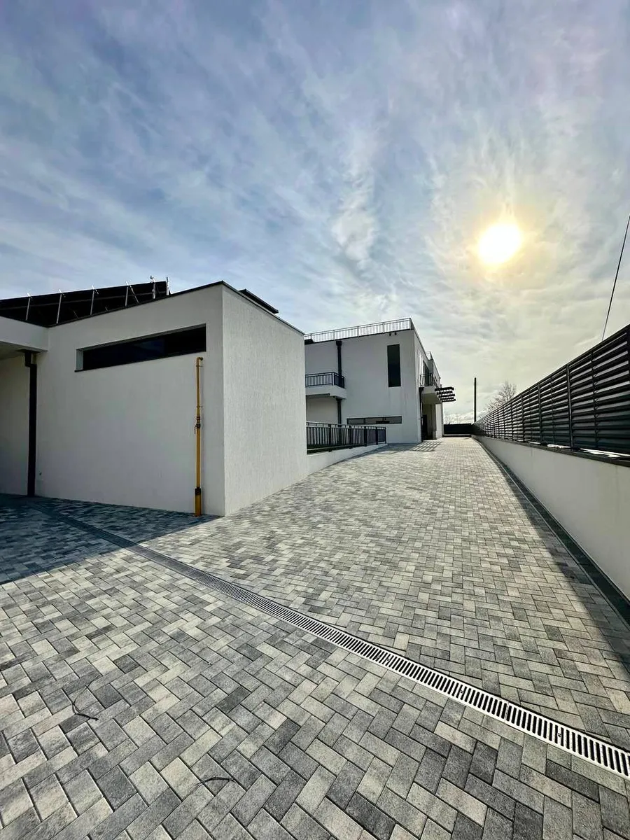 House 650 m² · Nizhnyaya Shilovka
