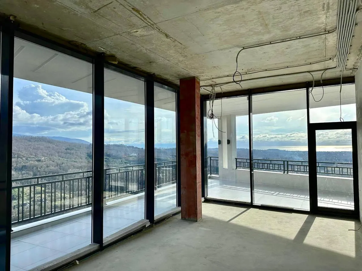 House 650 m² · Nizhnyaya Shilovka