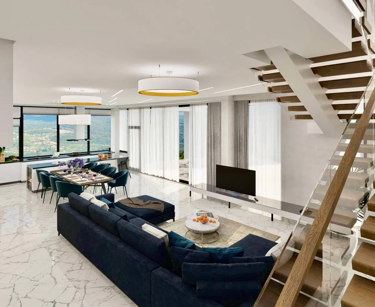 House 650 m² · Nizhnyaya Shilovka