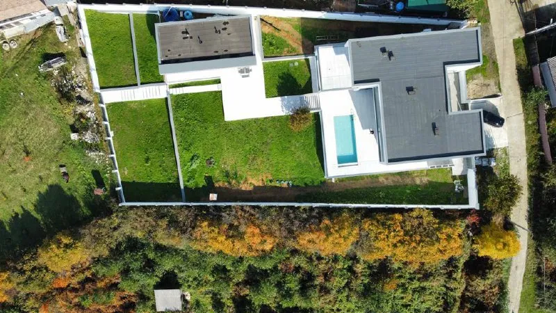 House 650 m² · Nizhnyaya Shilovka