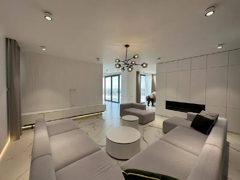 House 650 m² · Nizhnyaya Shilovka