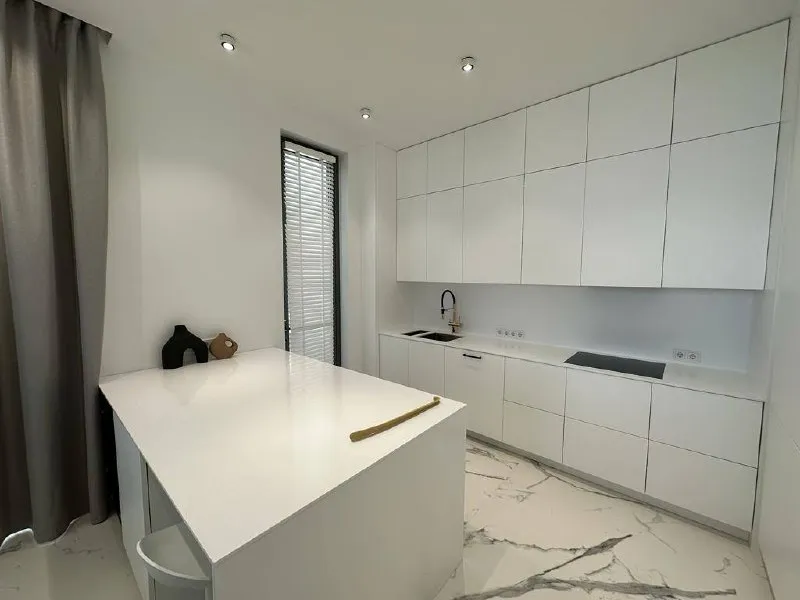 House 650 m² · Nizhnyaya Shilovka