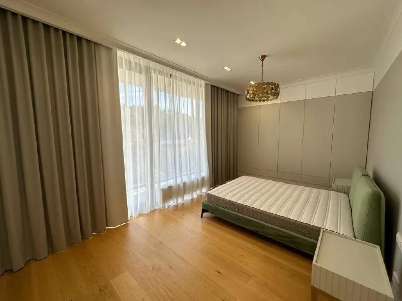 House 650 m² · Nizhnyaya Shilovka