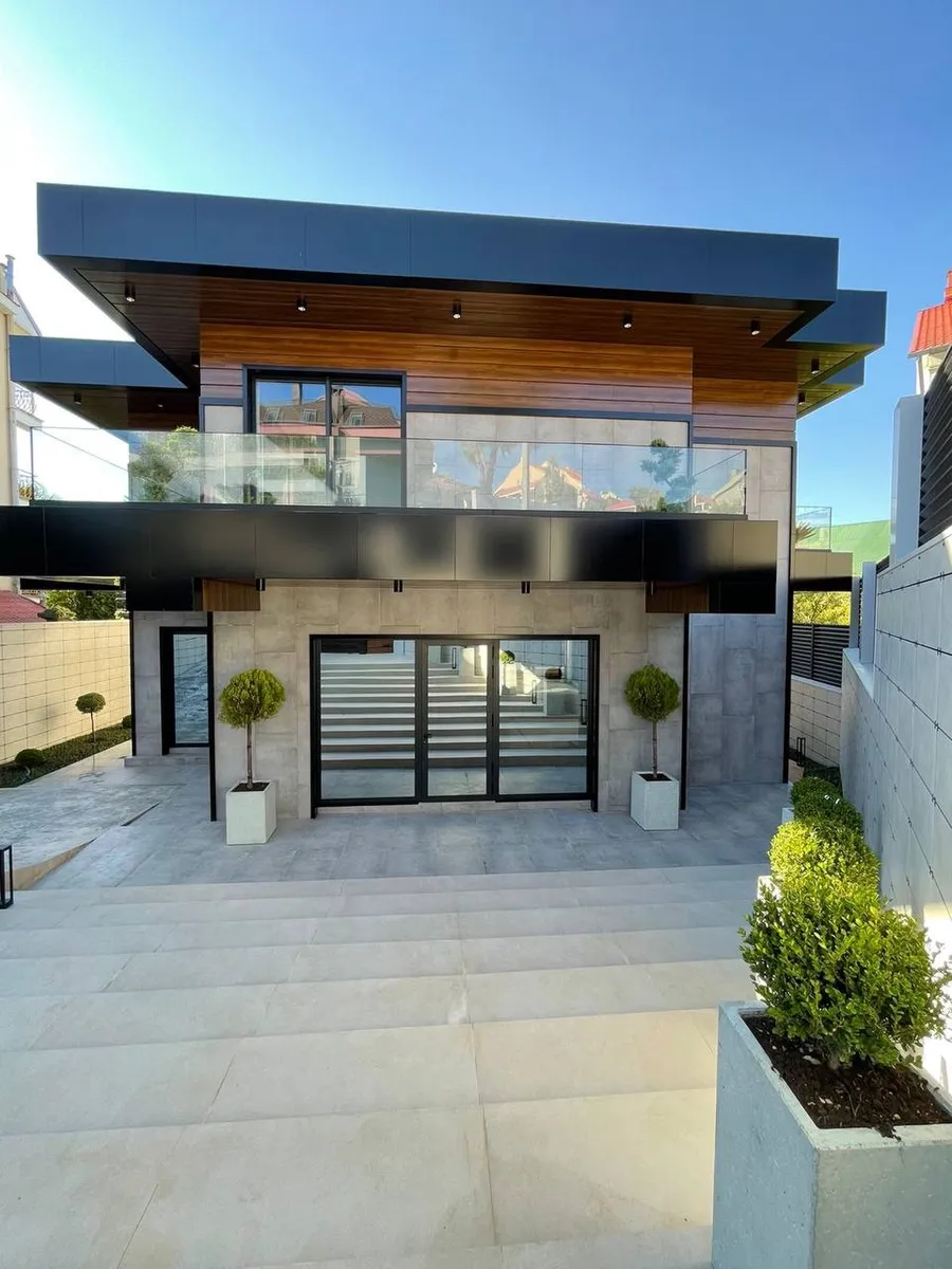 House 400 m² · Novy Sochi