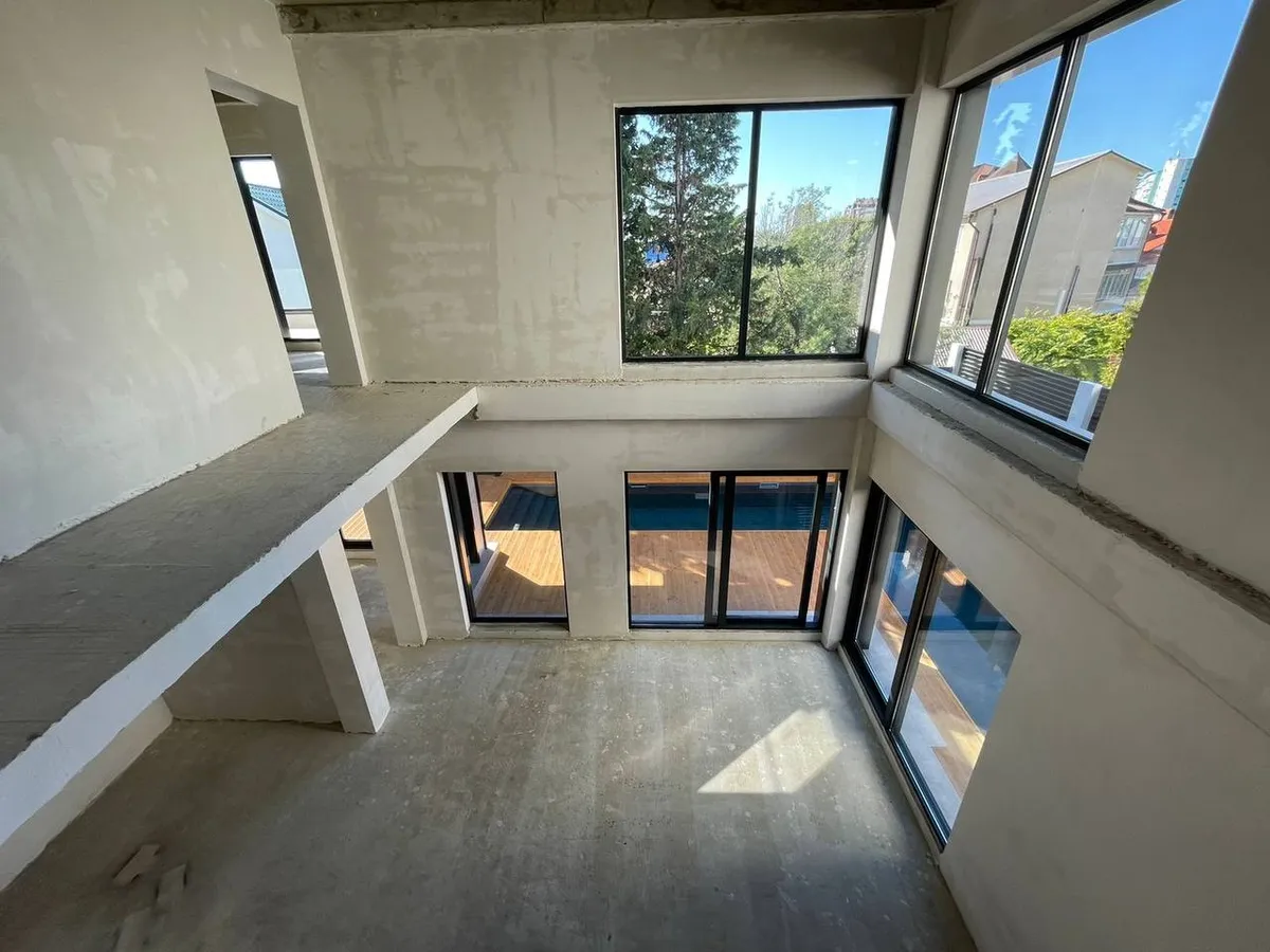 House 400 m² · Novy Sochi