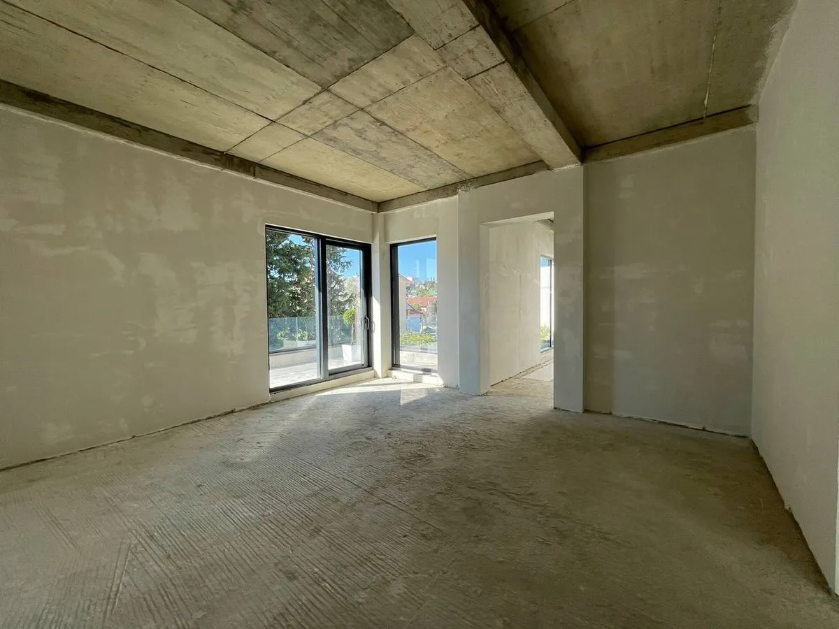 House 400 m² · Novy Sochi