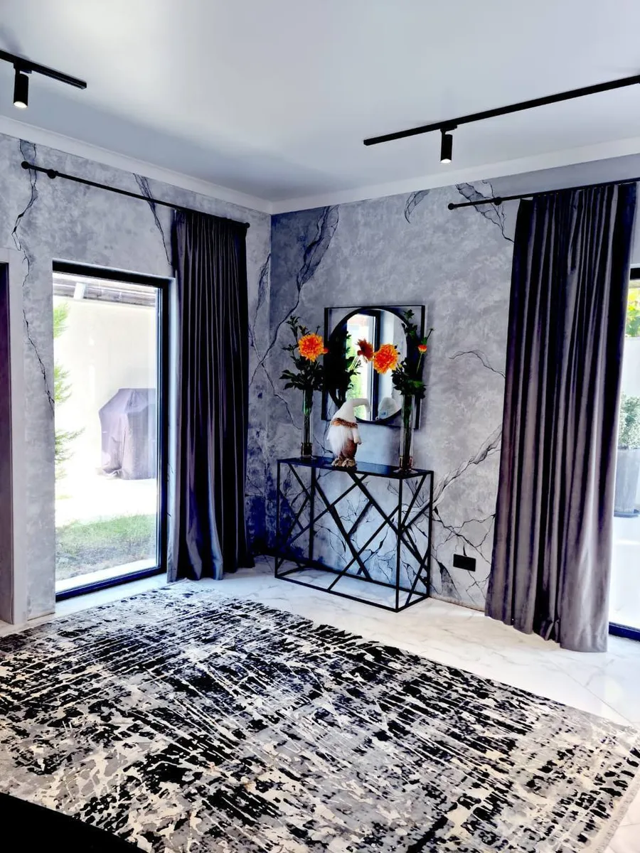 House 300 m² · Sirius