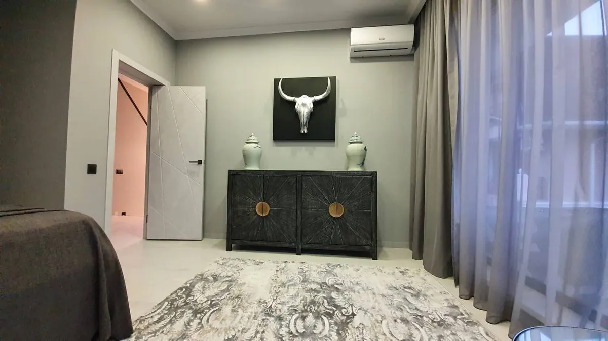House 300 m² · Sirius