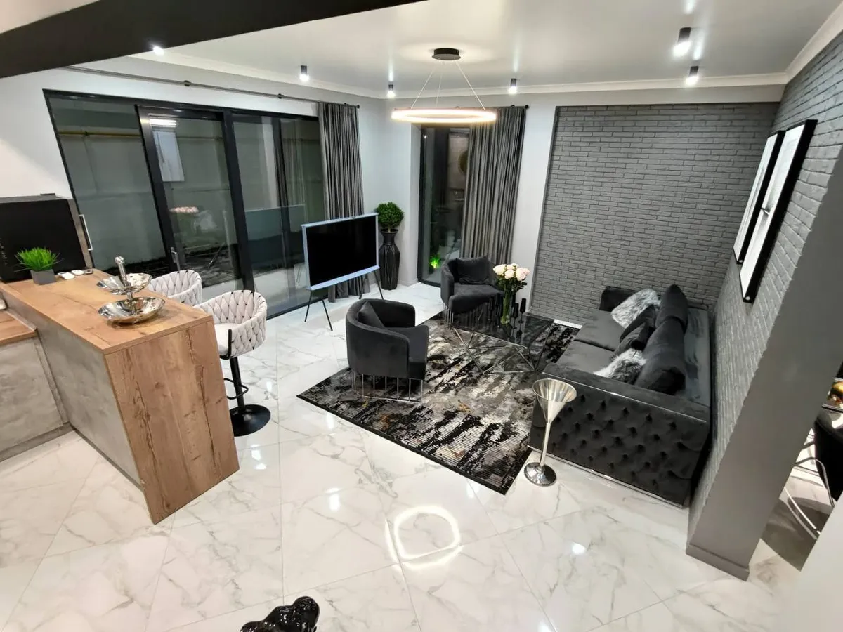 House 300 m² · Sirius