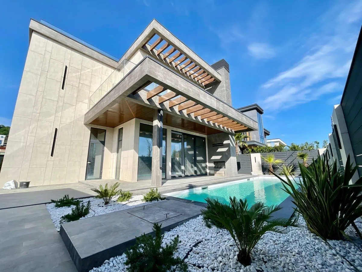 House 300 m² · Sirius