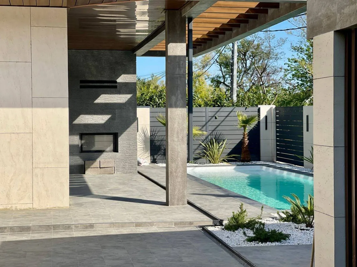 House 300 m² · Sirius