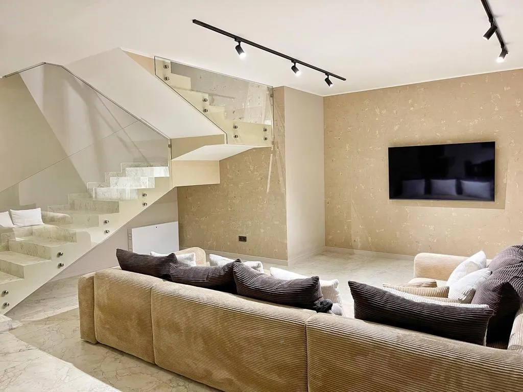 House 350 m² · Sochi