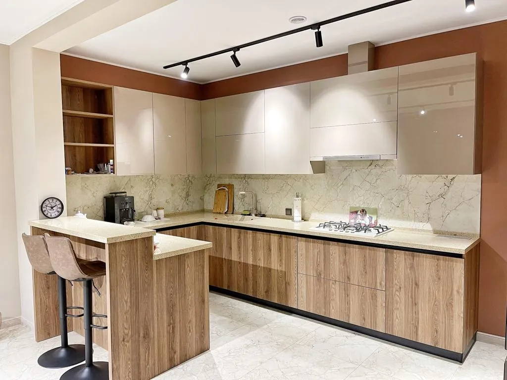 House 350 m² · Sochi
