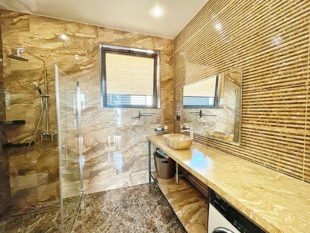 House 350 m² · Sochi