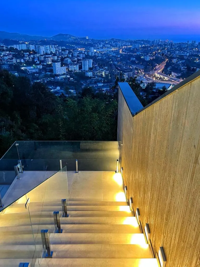House 350 m² · Sochi