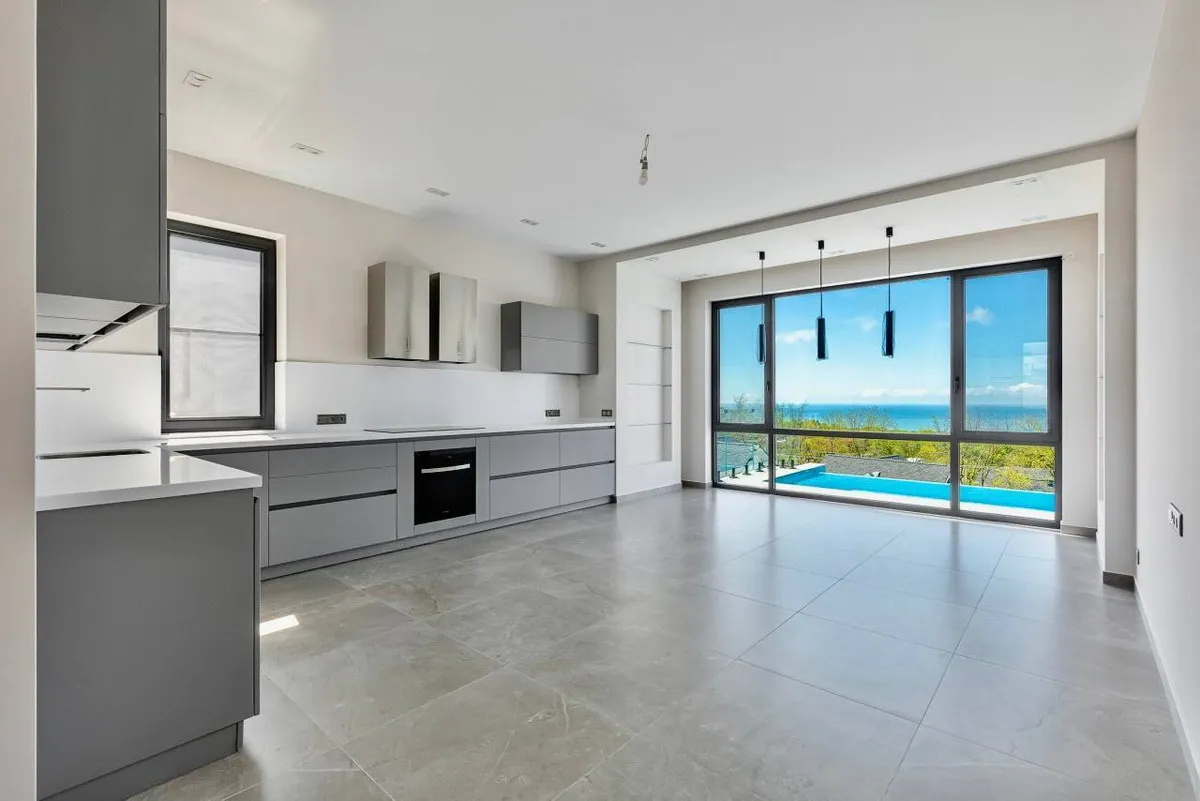 House 500 m² · Verkhneveseloye